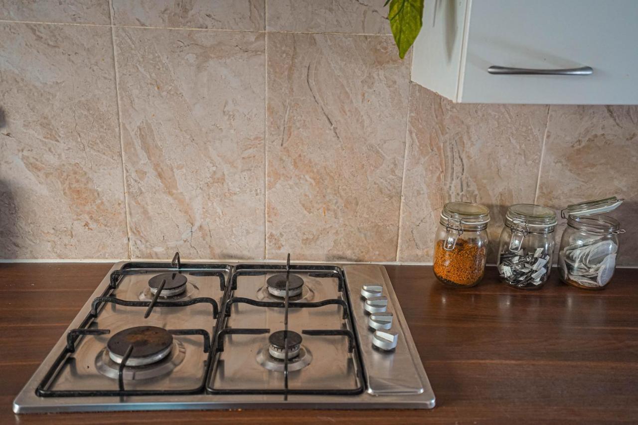 Private And Spacious 2 Bedroom House - Free Parking! Cardiff Exterior foto