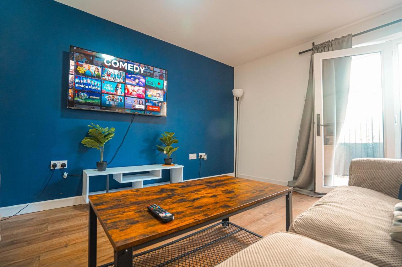 Private And Spacious 2 Bedroom House - Free Parking! Cardiff Exterior foto